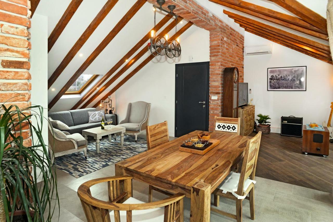 Apartment Holiday In Podstrana Bagian luar foto